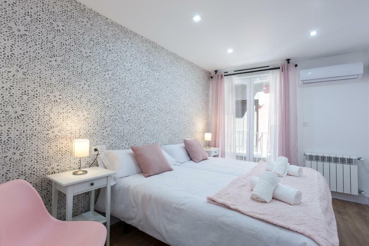 Apartamentos Reina Isabel Гранада Екстериор снимка
